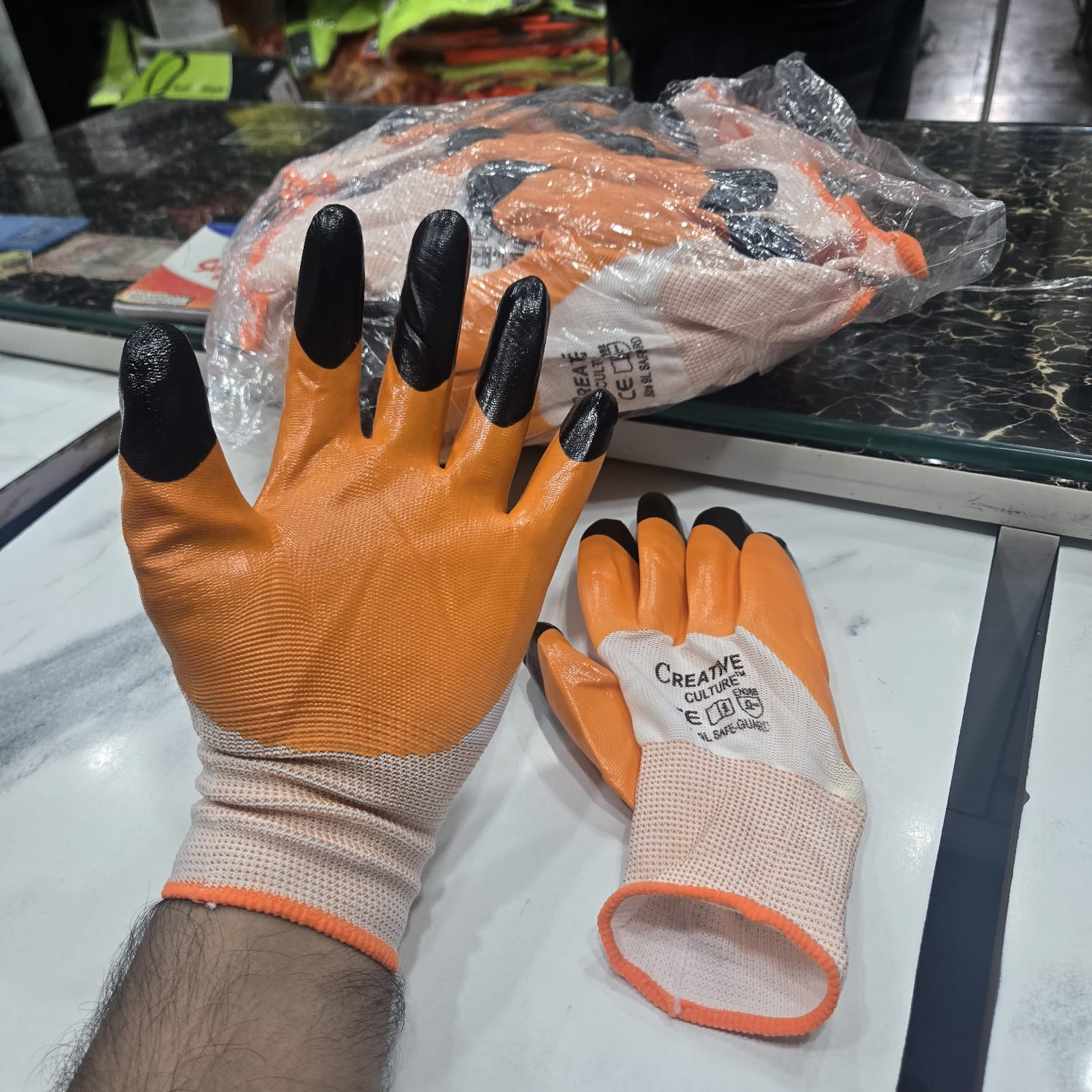 TIGER NITRILE COATED HAND GLOVES